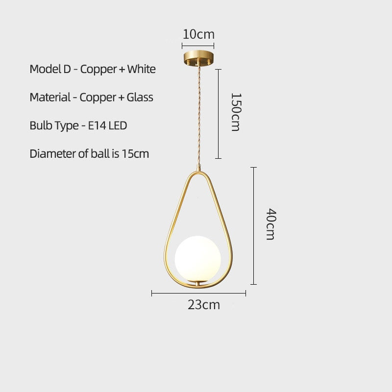 Elegante hanglamp uit messing en glas.