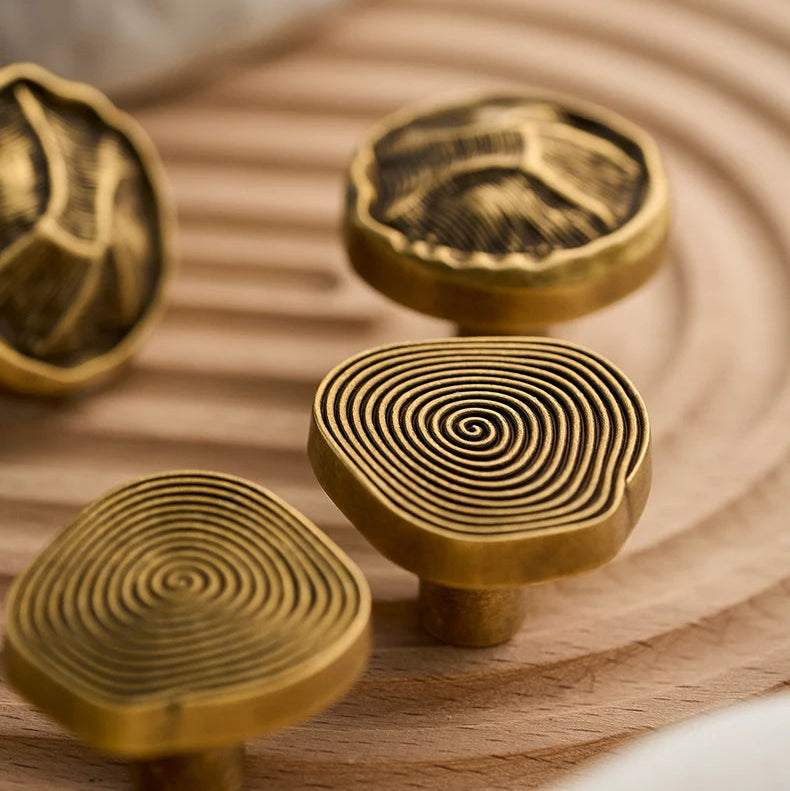 Meubelknop Pintaderas — Antiek Messing | 30mm
