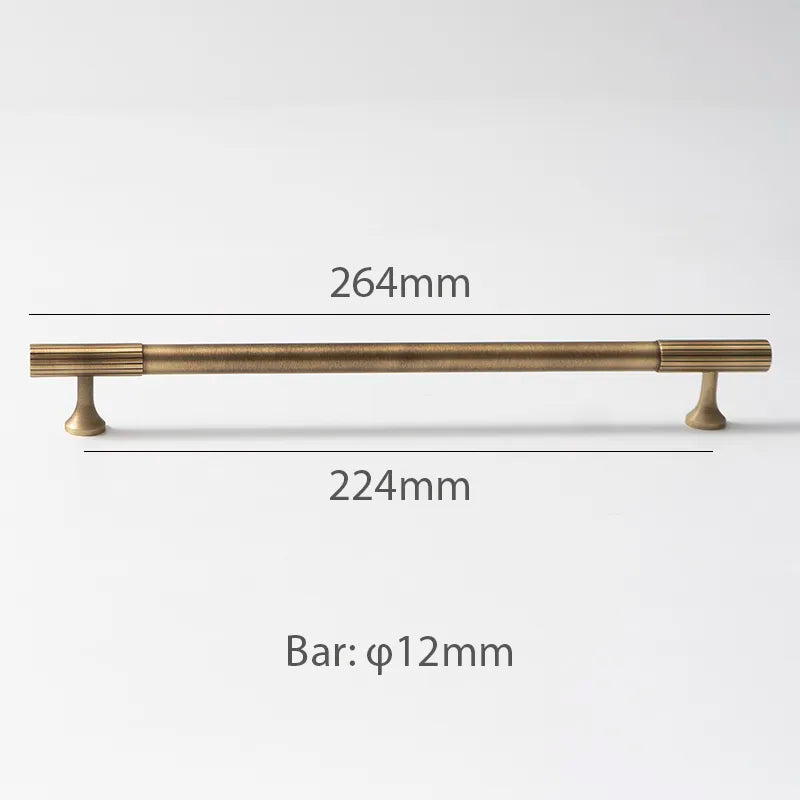 meubelgreep brons staafmodel met streepjes aan de uiteinden 224mm